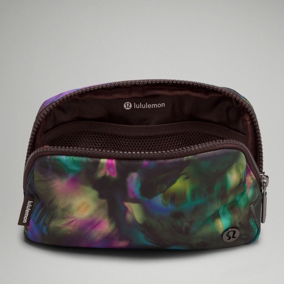 Lululemon pride edition belt bag - Picture 4 of 6